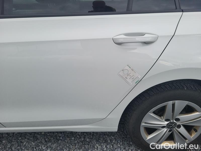  Volkswagen  Golf  VII Variant  (BV5)(2017->) Var.2.0TDI 85 Life 5d #6