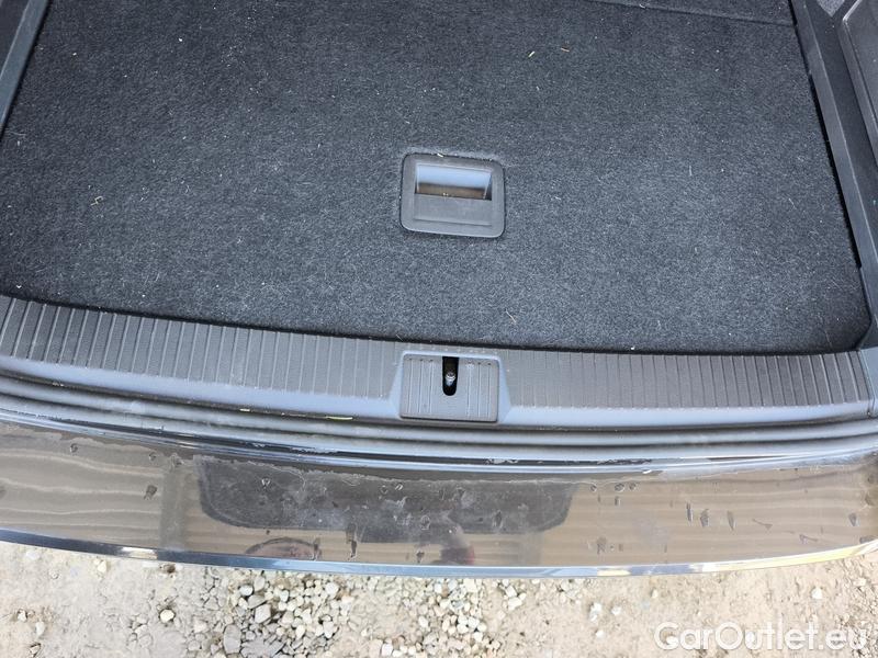  Volkswagen  Passat  Variant (CJ5) (2023) Pas.Var.1.5TSI Business AT #7