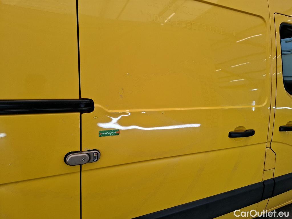  Renault  Master RENAULT  / 2019 / 4P / Fourgon tôlé FG Z.E.Tr CF F3100 L2H2 R75 AI - 19 #5