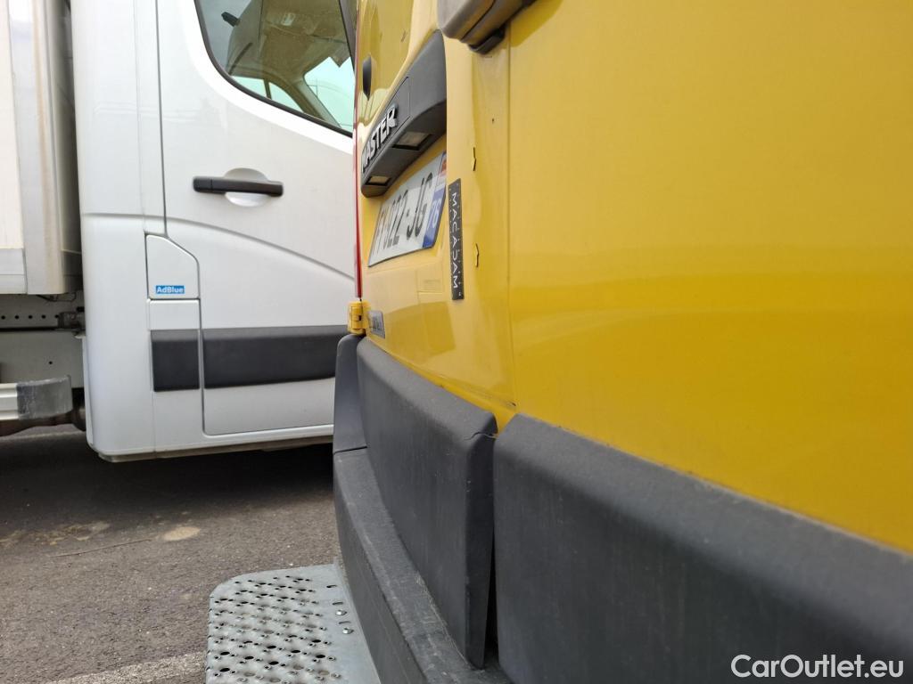 Renault  Master RENAULT  / 2019 / 4P / Fourgon tôlé FG Z.E.Tr CF F3100 L2H2 R75 AI - 19 #48