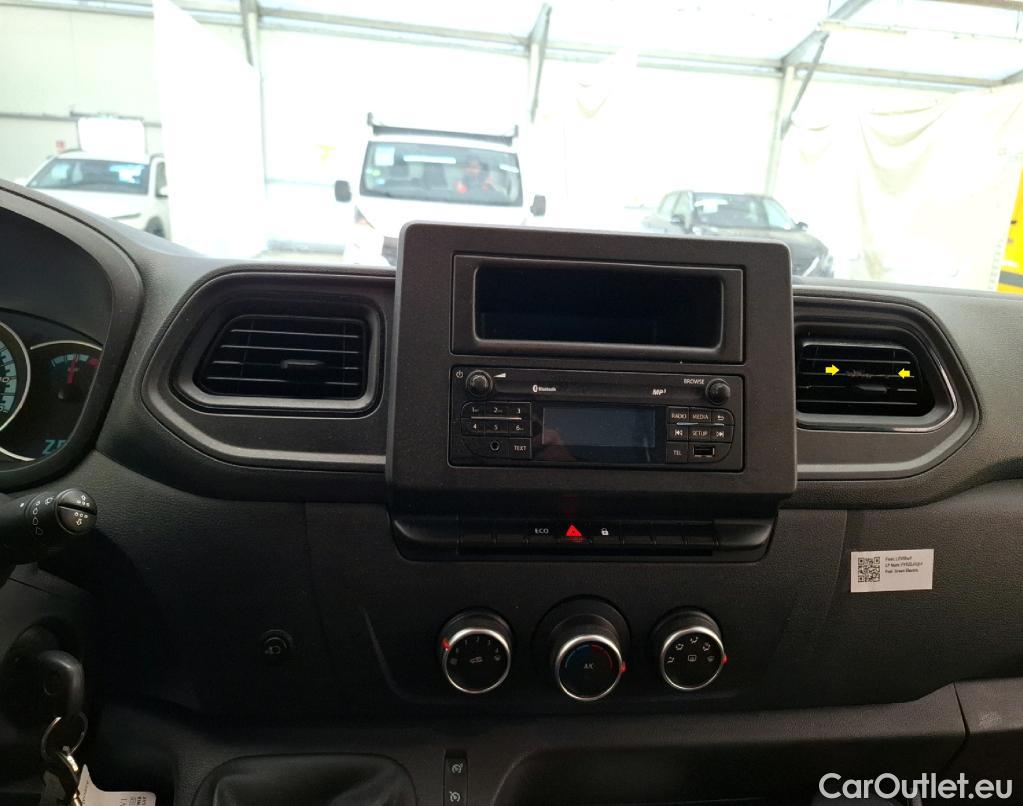  Renault  Master RENAULT  / 2019 / 4P / Fourgon tôlé FG Z.E.Tr CF F3100 L2H2 R75 AI - 19 #52