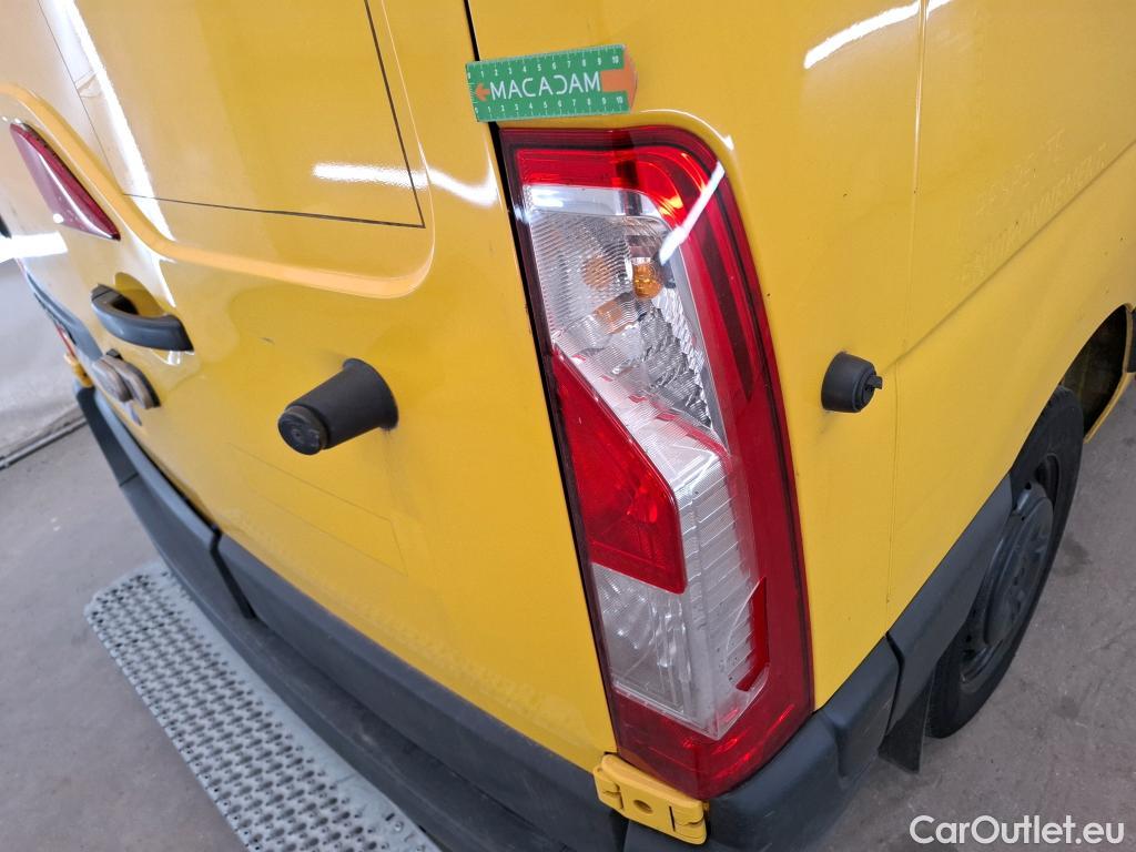  Renault  Master RENAULT  / 2019 / 4P / Fourgon tôlé FG Z.E.Tr CF F3100 L2H2 R75 AI - 19 #30