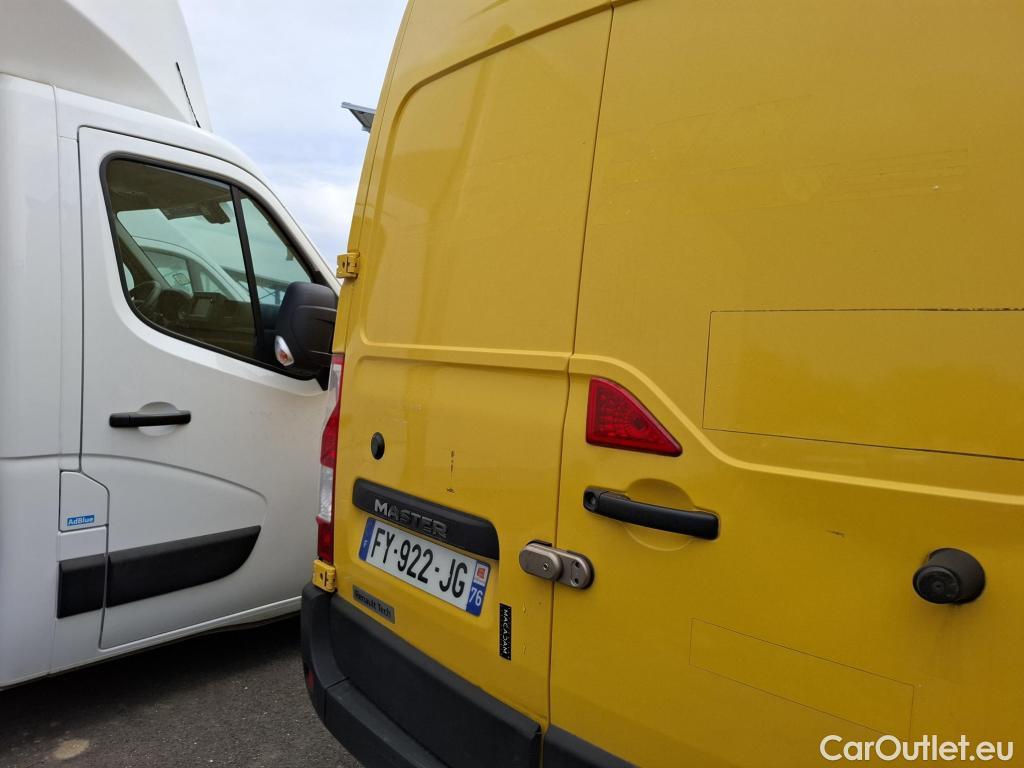  Renault  Master RENAULT  / 2019 / 4P / Fourgon tôlé FG Z.E.Tr CF F3100 L2H2 R75 AI - 19 #46