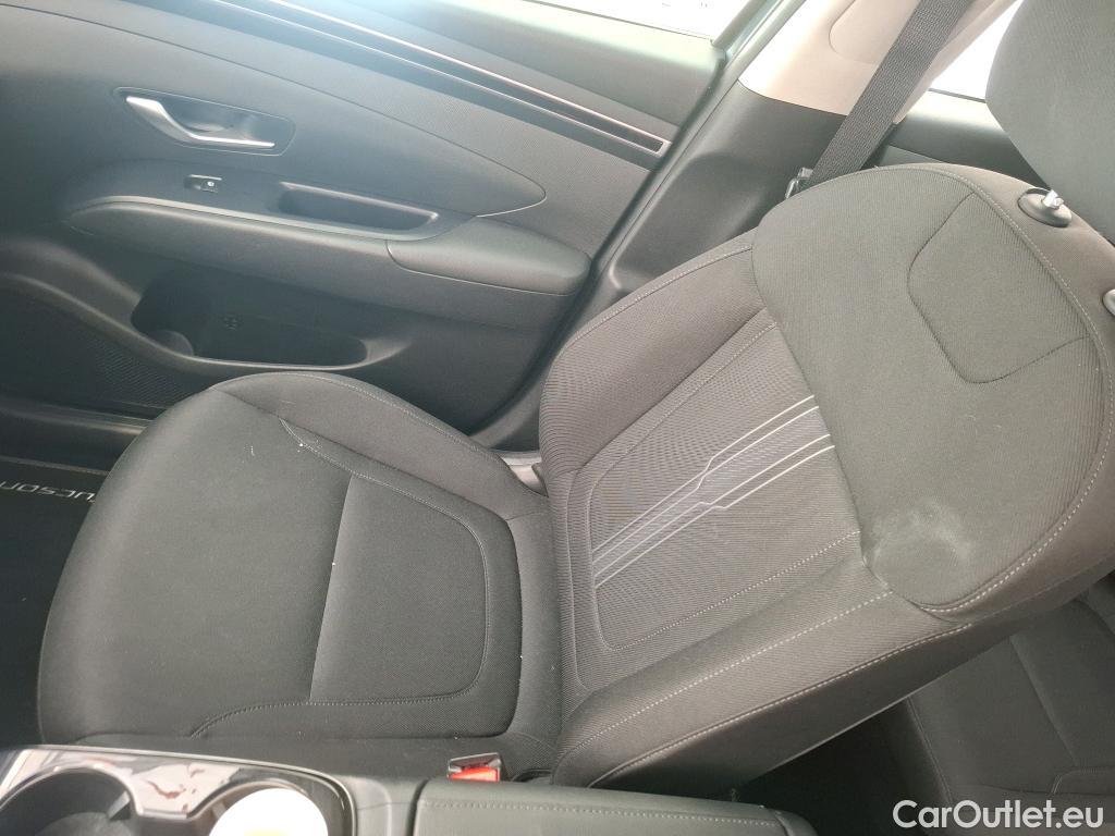  Hyundai  Tucson  Business Hybrid 2WD 1.6 T-GDI 230CV BVA6 E6d #24