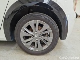 Peugeot  208 PEUGEOT  / 2019 / 5P / BERLINA ALLURE E 136CV #19