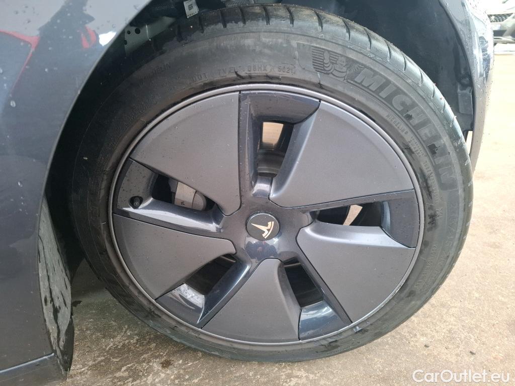  Tesla  Model 3 TESLA  / 2018 / 4P / Berline Autonomie Standard Plus RWD #5