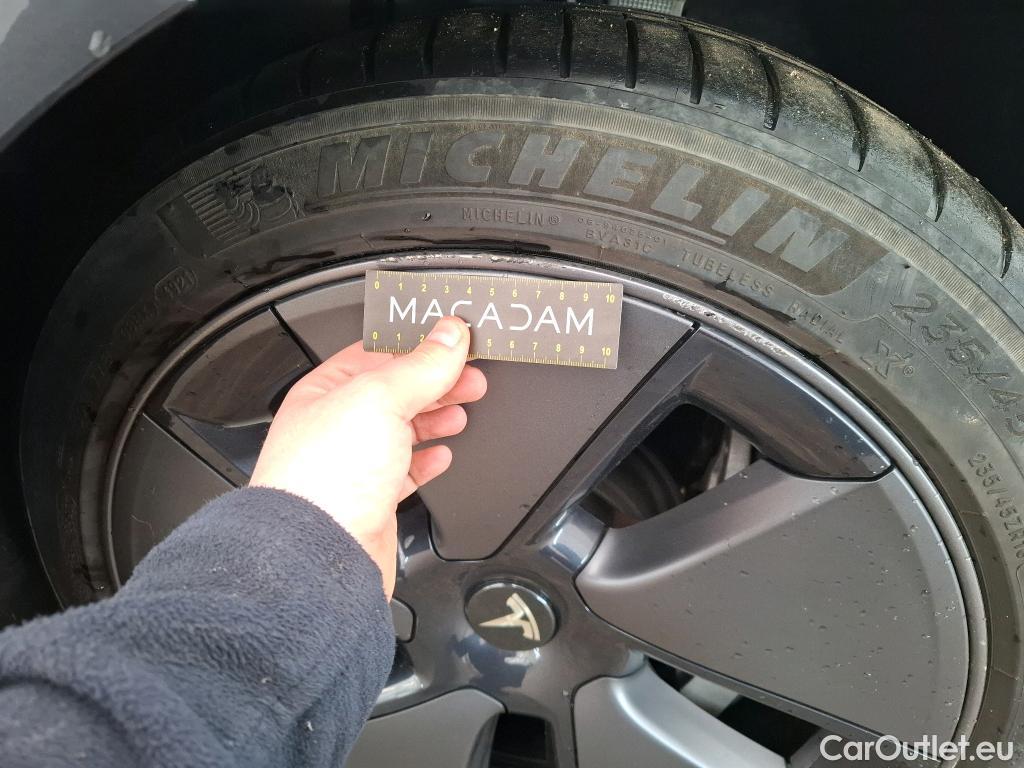  Tesla  Model 3 TESLA  / 2018 / 4P / Berline Autonomie Standard Plus RWD #12