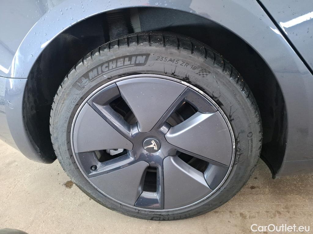  Tesla  Model 3 TESLA  / 2018 / 4P / Berline Autonomie Standard Plus RWD #13