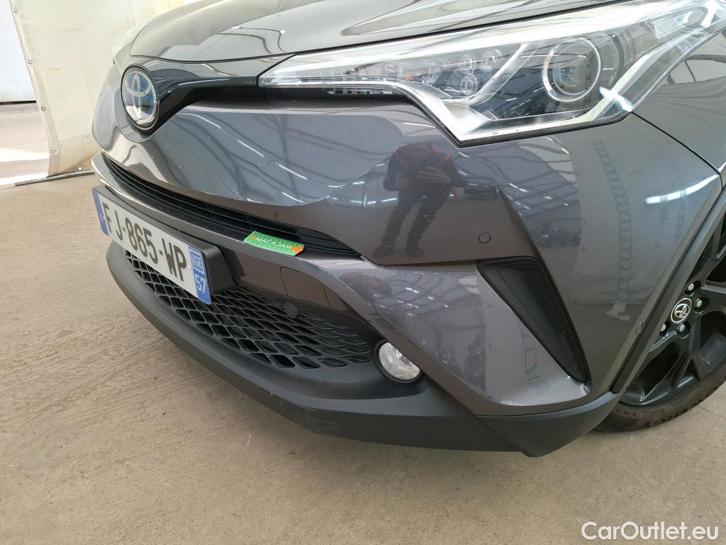  Toyota  C-HR TOYOTA  / 2016 / 5P / SUV 1.8 HYBRIDE 122 GRAPHIC #1