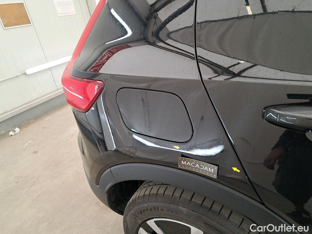 Volvo  XC 40 XC40 Momentum Plug-in Hybrid 2WD 1.5 #1