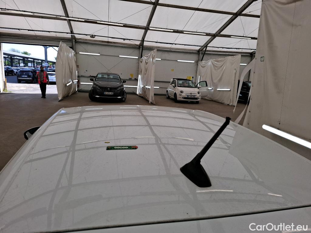  Renault  Megane RENAULT Mégane Société / 2020 / 5P / Berline / VU Air Nav réversible Blue dCi 115 - 21N #16