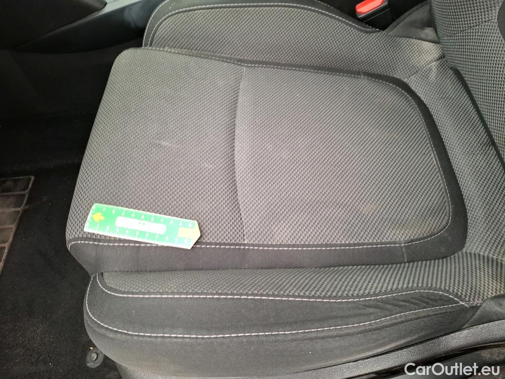  Renault  Megane RENAULT Mégane Société / 2020 / 5P / Berline / VU Air Nav réversible Blue dCi 115 - 21N #46