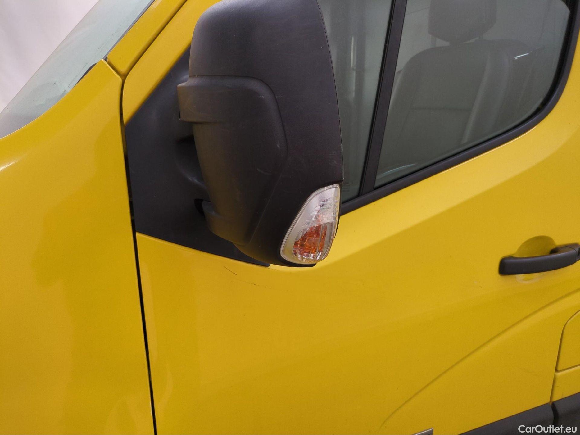  Renault  Master RENAULT  / 2019 / 4P / Fourgon tôlé FG Z.E.Tr CF F3100 L2H2 R75 AI - 19 #24