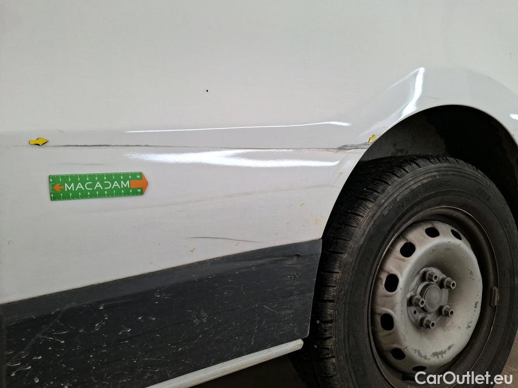  Renault  Trafic  III Fourgon L2H1 3T Confort 2.0 dCi 130CV BVM6 E6d #2
