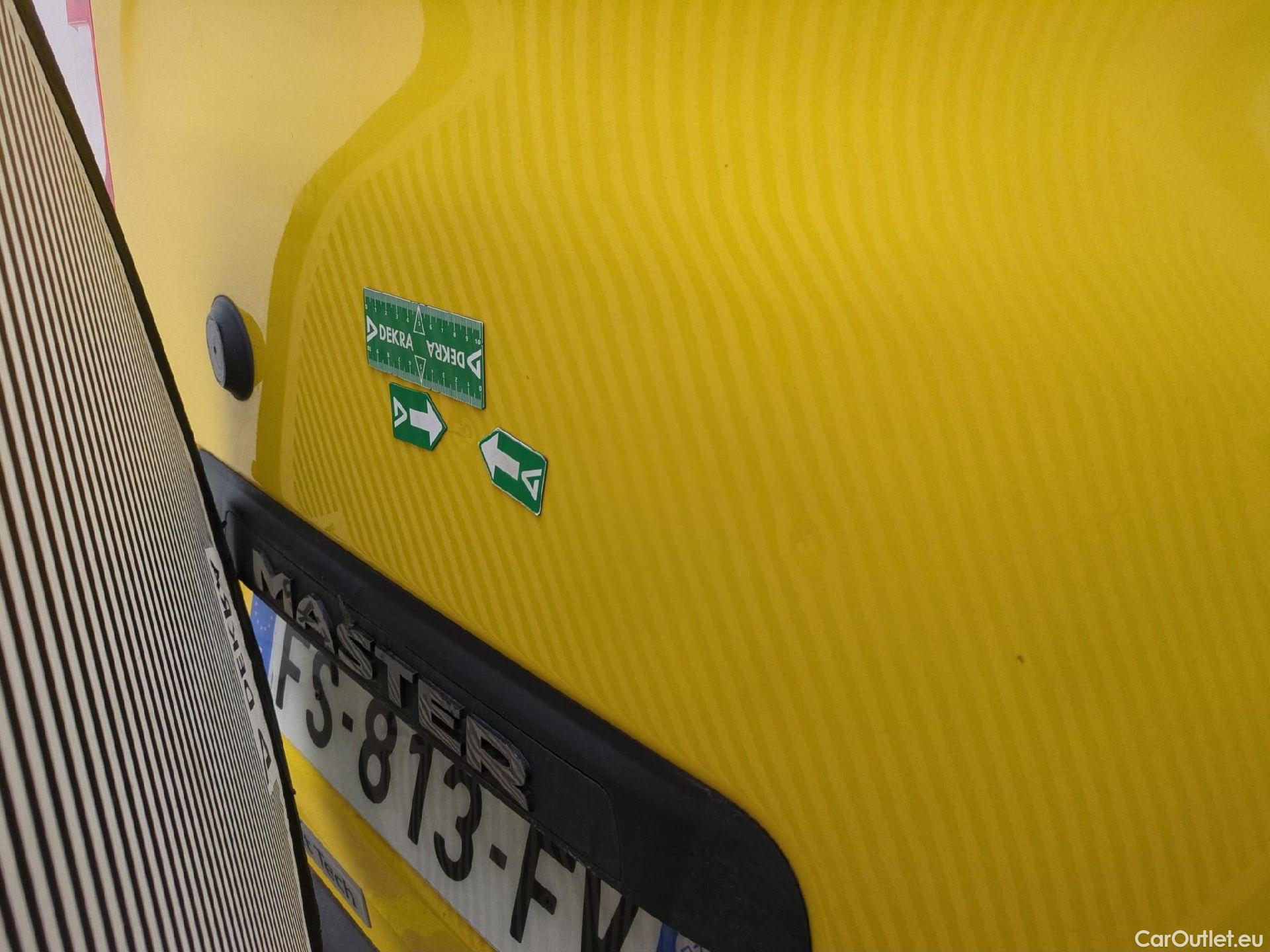  Renault  Master RENAULT  / 2019 / 4P / Fourgon tôlé FG Z.E.Tr CF F3100 L2H2 R75 AI - 19 #39