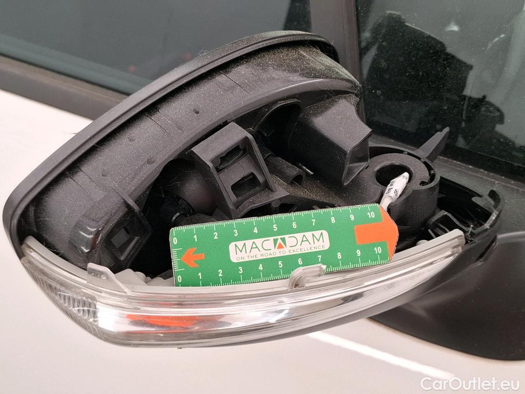  Citroen  C3 CITROEN  2020 5P Berline PureTech 83 BVM Feel Pack #6