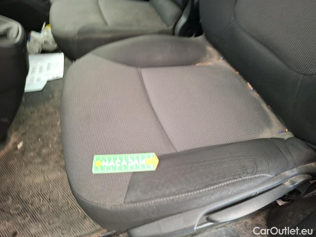  Renault  Trafic  III Fourgon L2H1 3T Confort 2.0 dCi 130CV BVM6 E6d #62