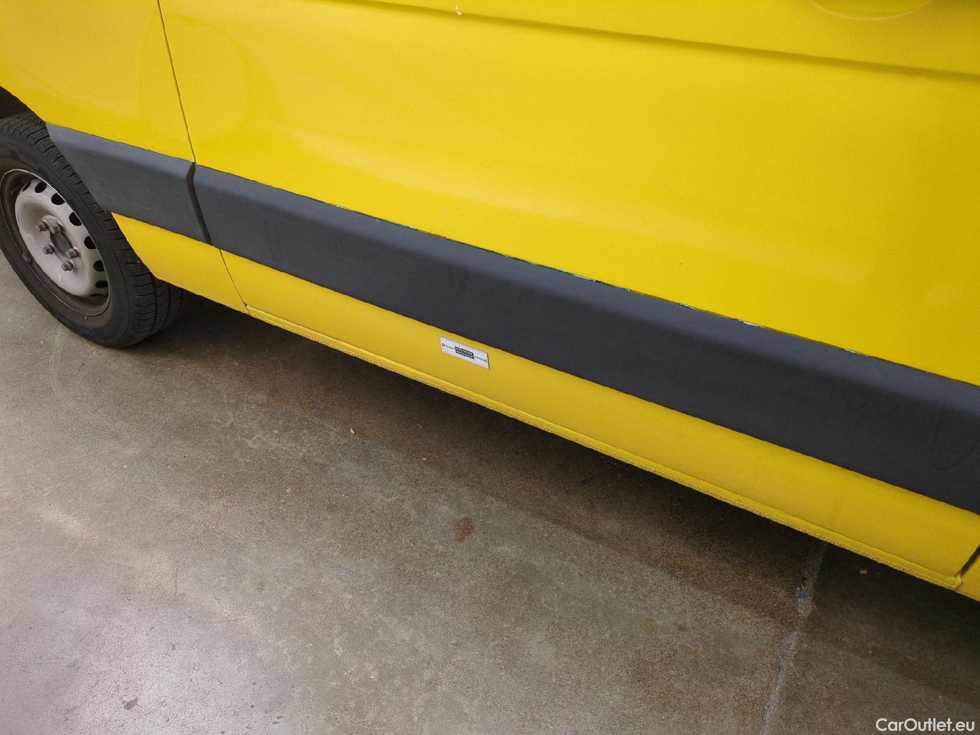  Renault  Master RENAULT  / 2019 / 4P / Fourgon tôlé FG Z.E.Tr CF F3100 L2H2 R75 AI - 19 #49