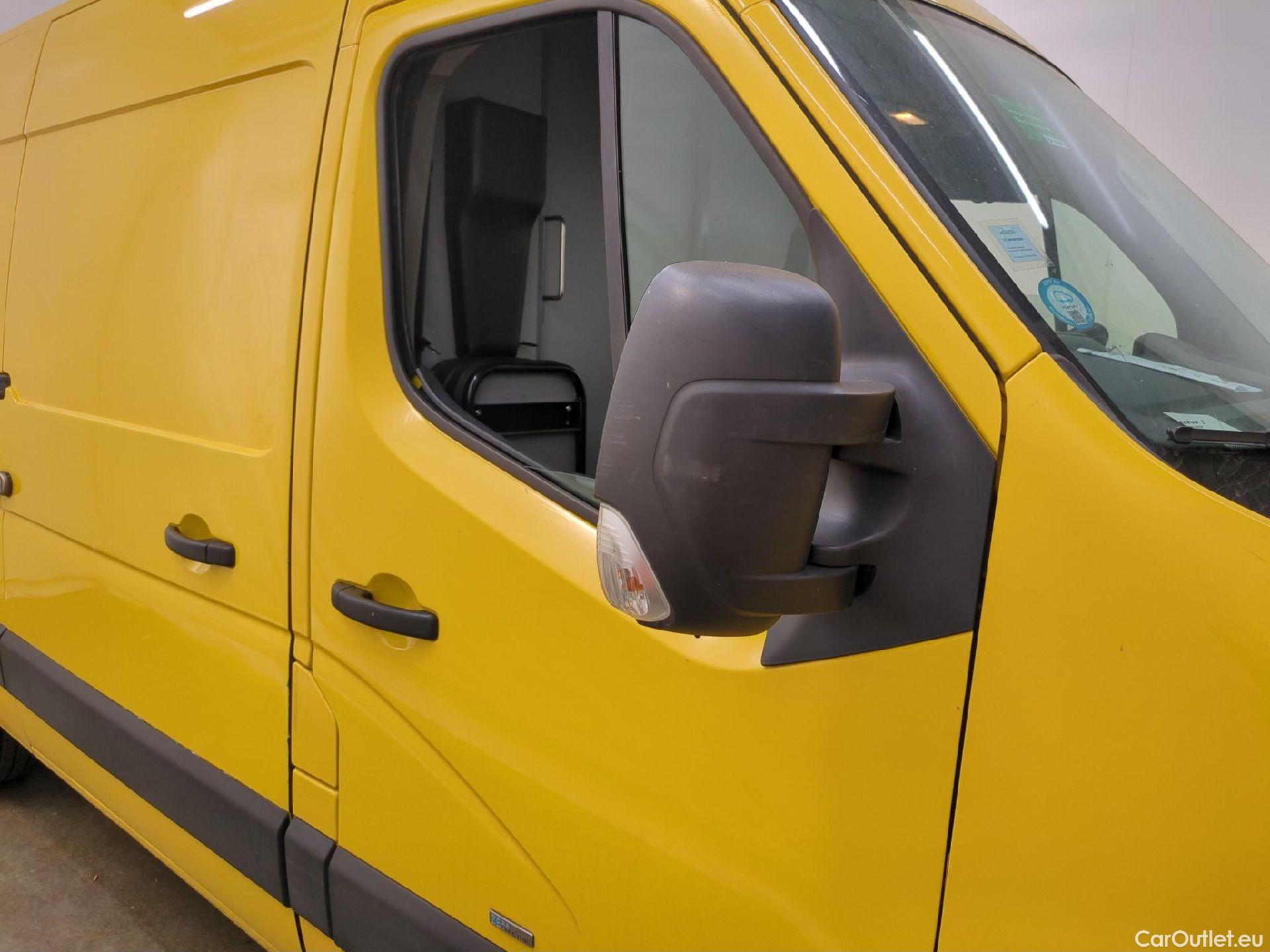  Renault  Master RENAULT  / 2019 / 4P / Fourgon tôlé FG Z.E.Tr CF F3100 L2H2 R75 AI - 19 #65