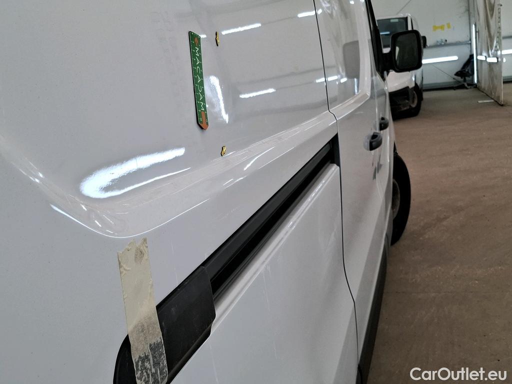  Renault  Trafic  III Fourgon L2H1 3T Confort 2.0 dCi 130CV BVM6 E6d #9