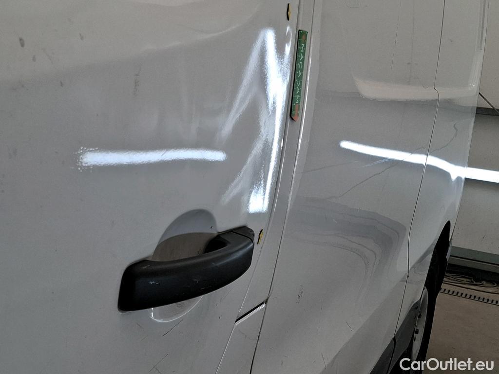  Renault  Trafic  III Fourgon L2H1 3T Confort 2.0 dCi 130CV BVM6 E6d #11