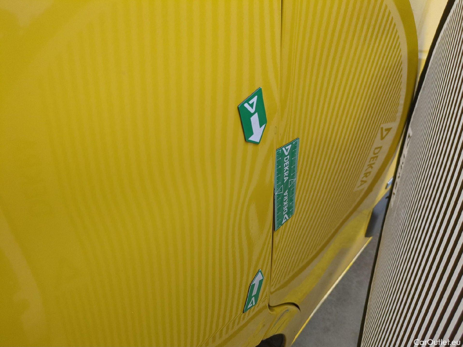  Renault  Master RENAULT  / 2019 / 4P / Fourgon tôlé FG Z.E.Tr CF F3100 L2H2 R75 AI - 19 #15