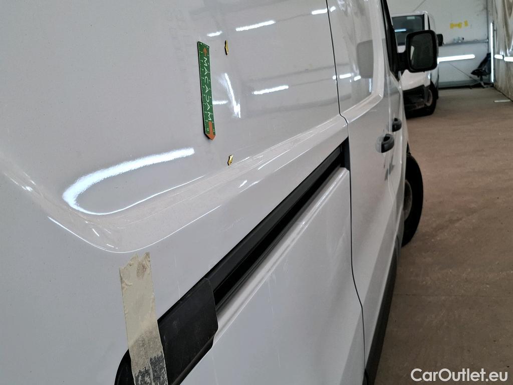  Renault  Trafic  III Fourgon L2H1 3T Confort 2.0 dCi 130CV BVM6 E6d #8