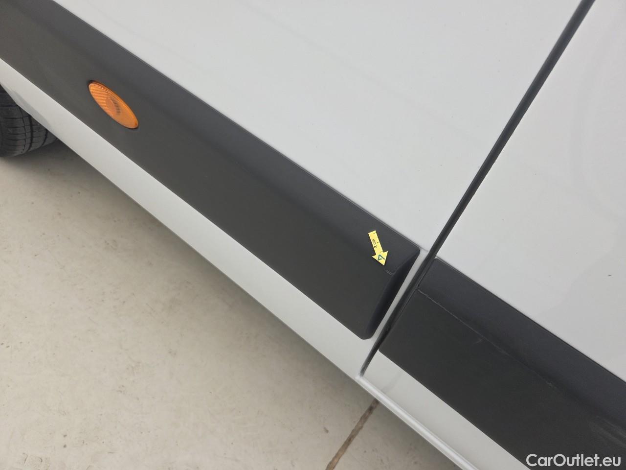  Renault  Master 2.3 Blue dCi 135CP Tractiune L3H2 CD #21