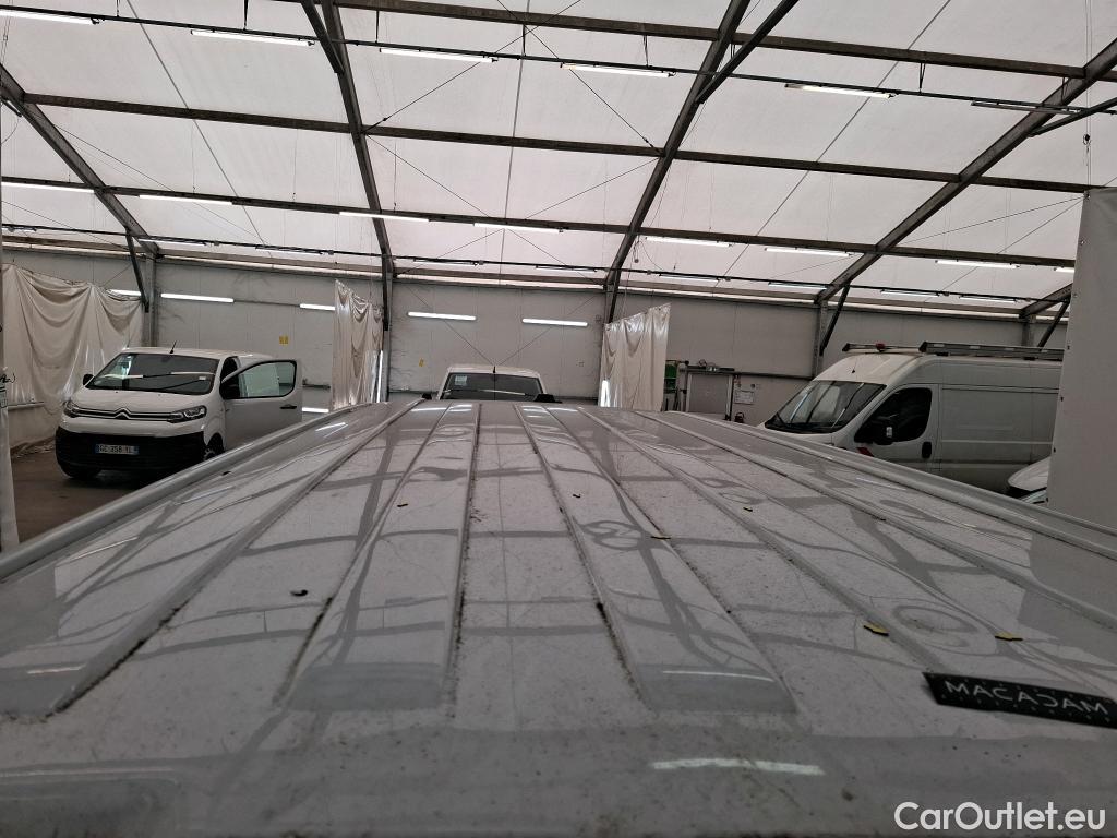  Volkswagen  Transporter VOLKSWAGEN  / 2019 / 4P / Fourgon tôlé 2.0 TDi 150 4MO L1H1 Business Line #11
