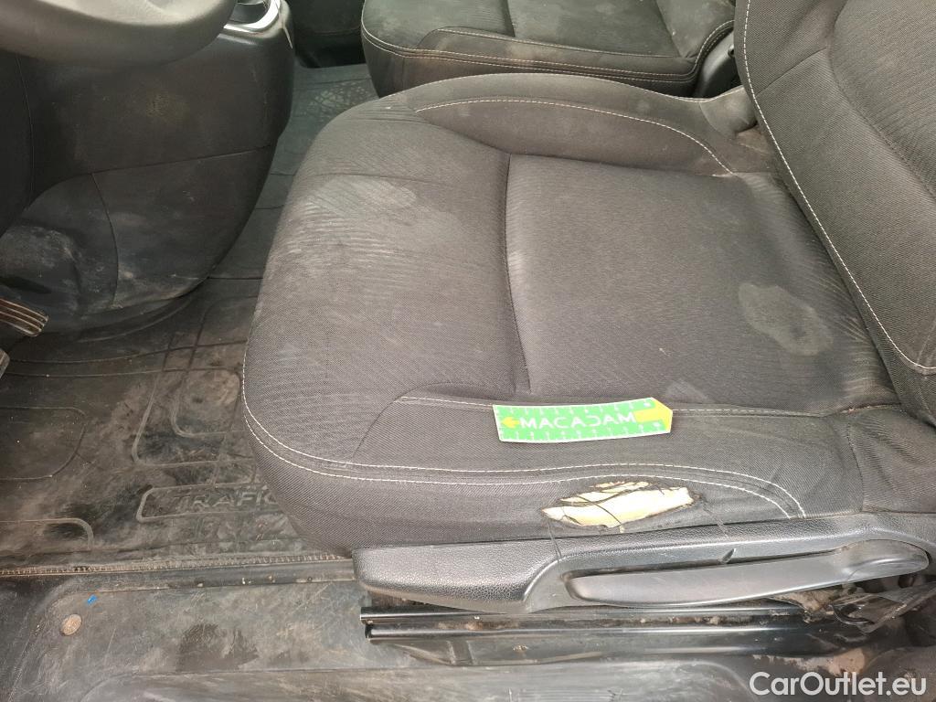  Renault  Trafic RENAULT  / 2019 / 4P / Fourgon tole FG GCF L1H1 1000 dCi 120 S&S #22
