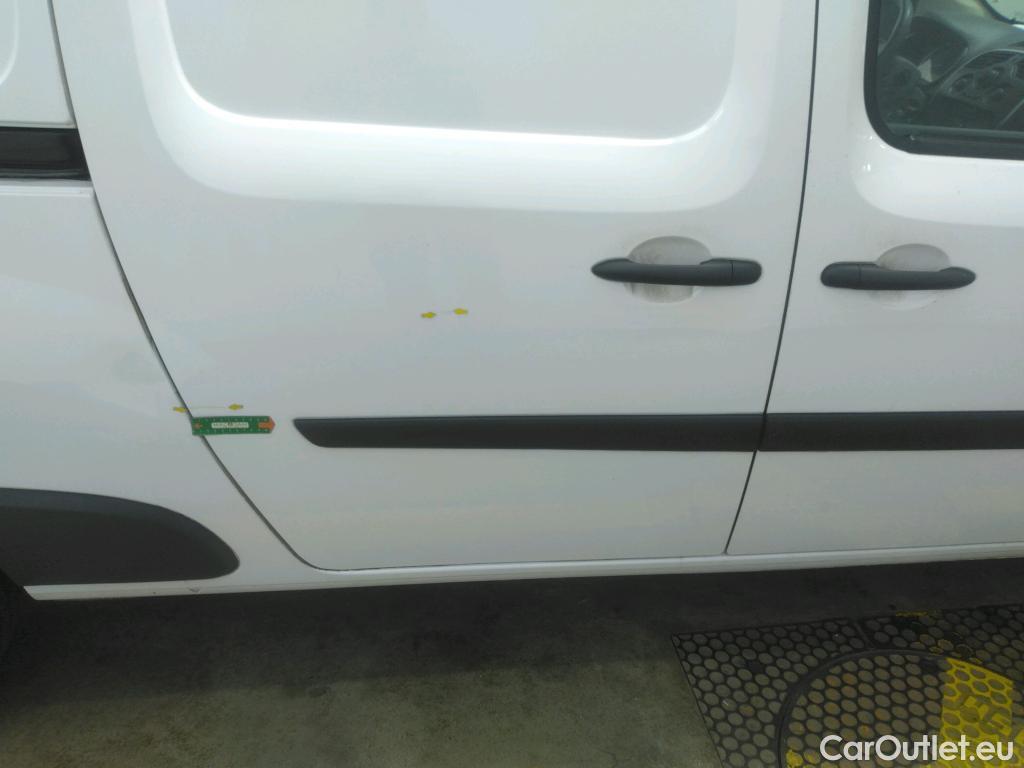  Renault  Kangoo  Express Maxi Extra (Série Spéciale) 1.5 dCi 90CV BVM5 E6 #44