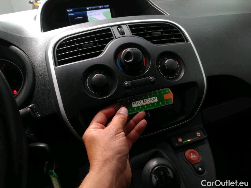  Renault  Kangoo  Express Maxi Extra (Série Spéciale) 1.5 dCi 90CV BVM5 E6 #24