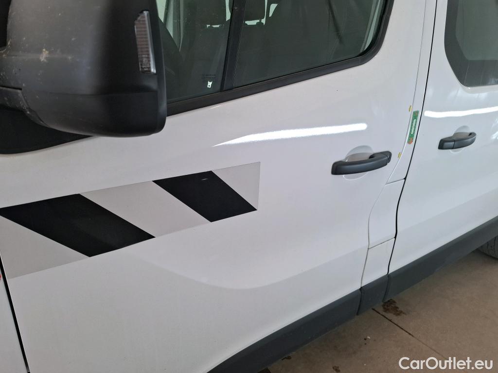  Renault  Trafic RENAULT  / 2021 / 4P / Fourgon tôlé CA GCF L1H1 3T Blue dCi 130 #3
