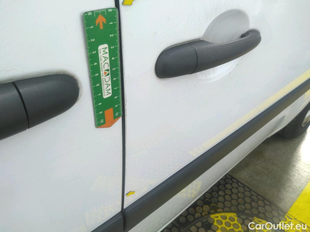  Renault  Kangoo  Express Maxi Extra (Série Spéciale) 1.5 dCi 90CV BVM5 E6 #49