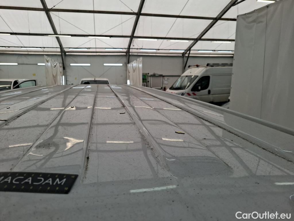  Volkswagen  Transporter VOLKSWAGEN  / 2019 / 4P / Fourgon tôlé 2.0 TDi 150 4MO L1H1 Business Line #17