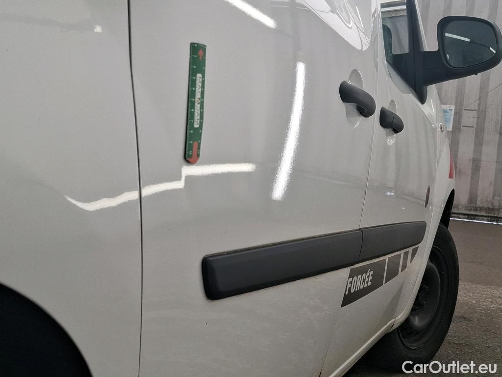  Renault  Kangoo  Express Extra (Série Spéciale) 1.5 dCi 90CV BVM5 E6 #11