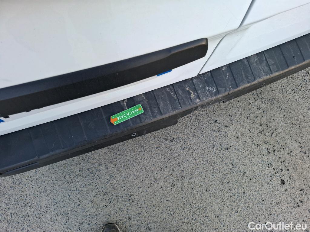  Renault  Trafic RENAULT  / 2019 / 4P / Fourgon tole FG GCF L1H1 1000 dCi 120 S&S #25
