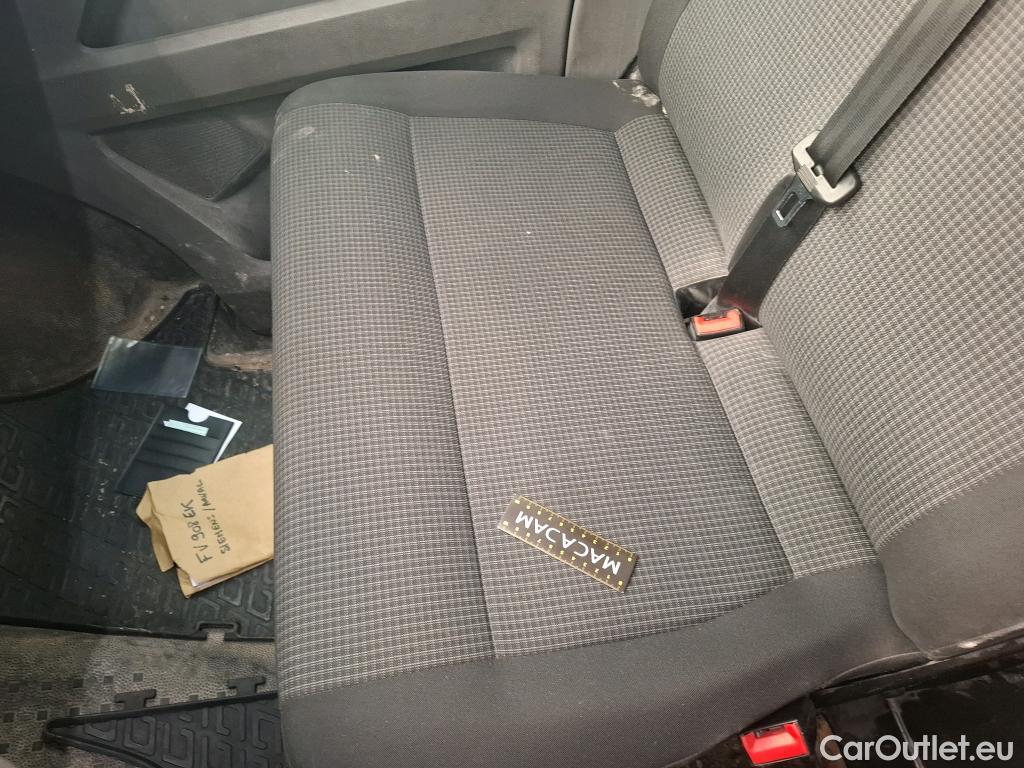  Volkswagen  Transporter VOLKSWAGEN  / 2019 / 4P / Fourgon tôlé 2.0 TDi 150 4MO L1H1 Business Line #45