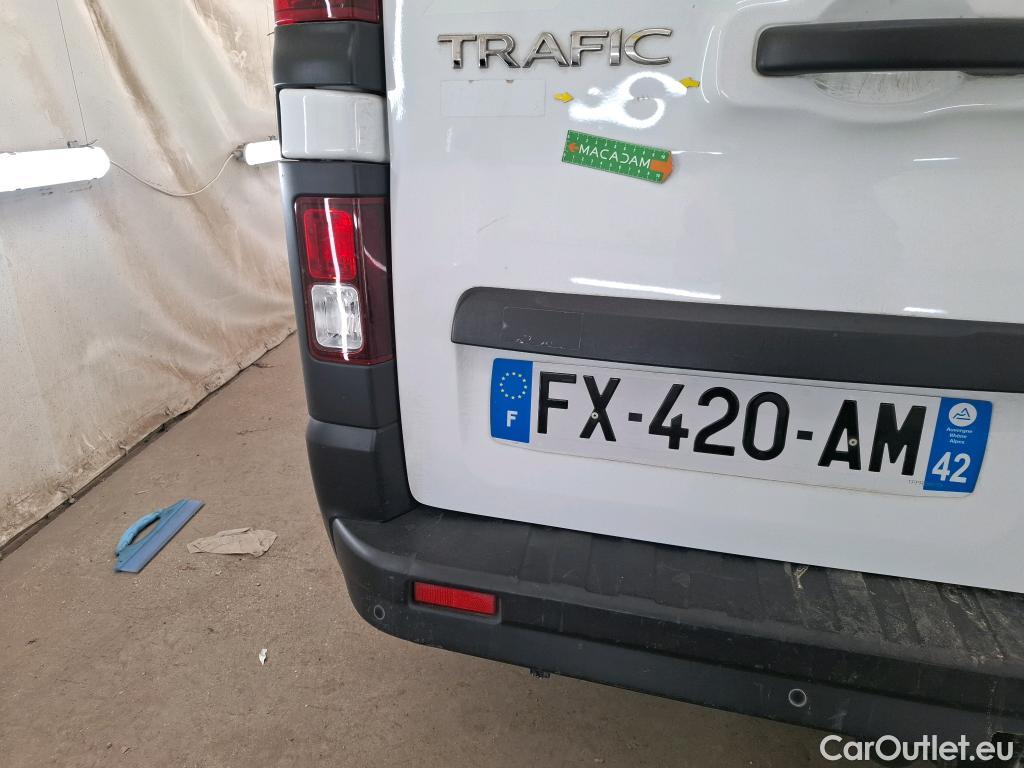  Renault  Trafic RENAULT  / 2019 / 4P / Fourgon tole FG GCF L1H1 1000 dCi 120 S&S #35