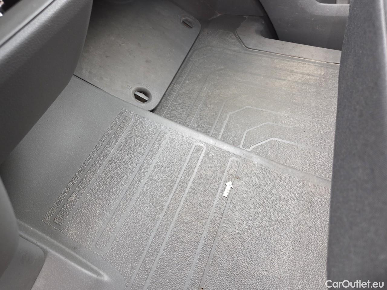  Volkswagen  Crafter 2.0 TDI 140HP 35 LWB HRF L4H3 #81