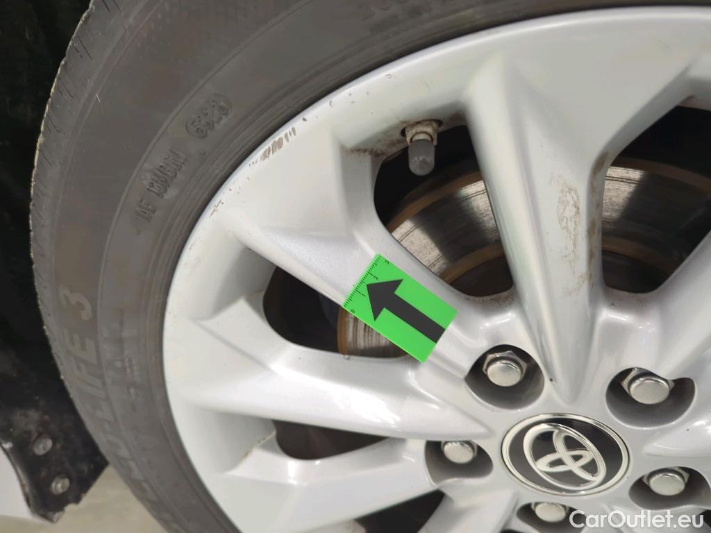  Toyota  Corolla 1.8 Hybrid Dynamic HSD E-CVT #24