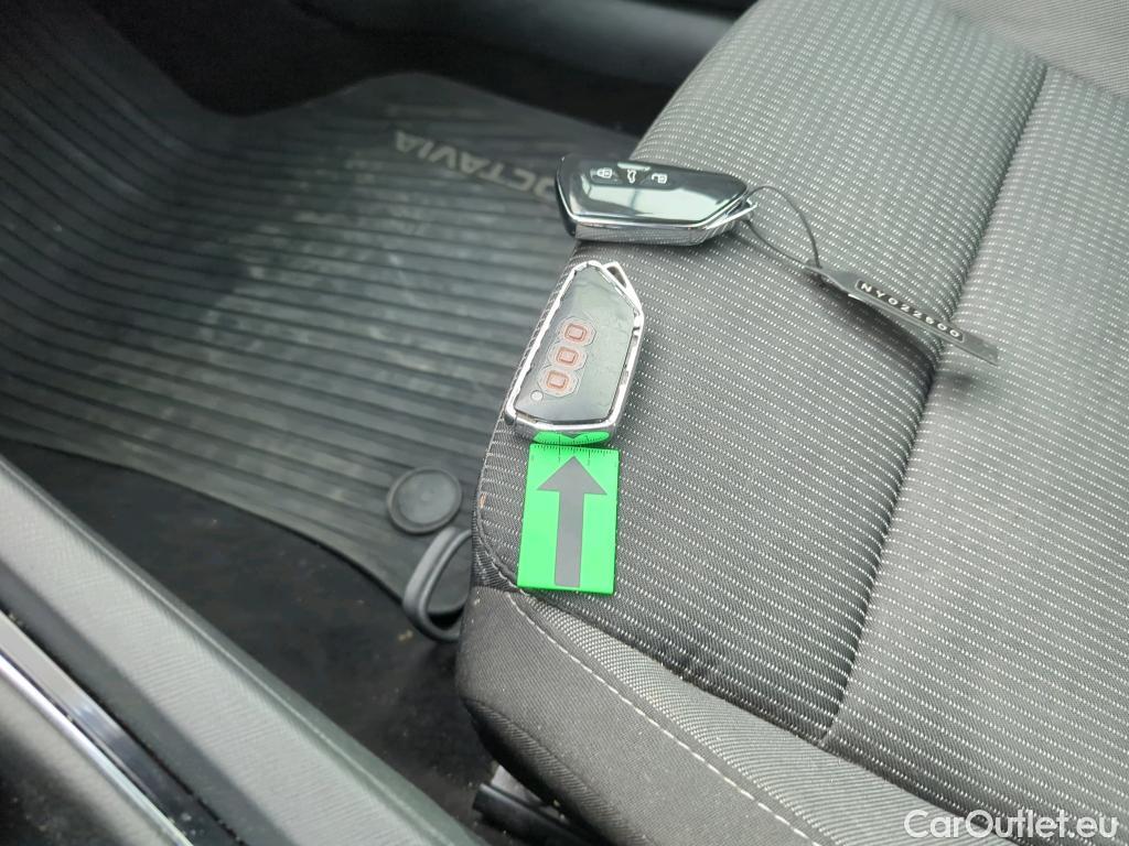  Skoda  Octavia 1.5 TSI 150CP Ambition #5