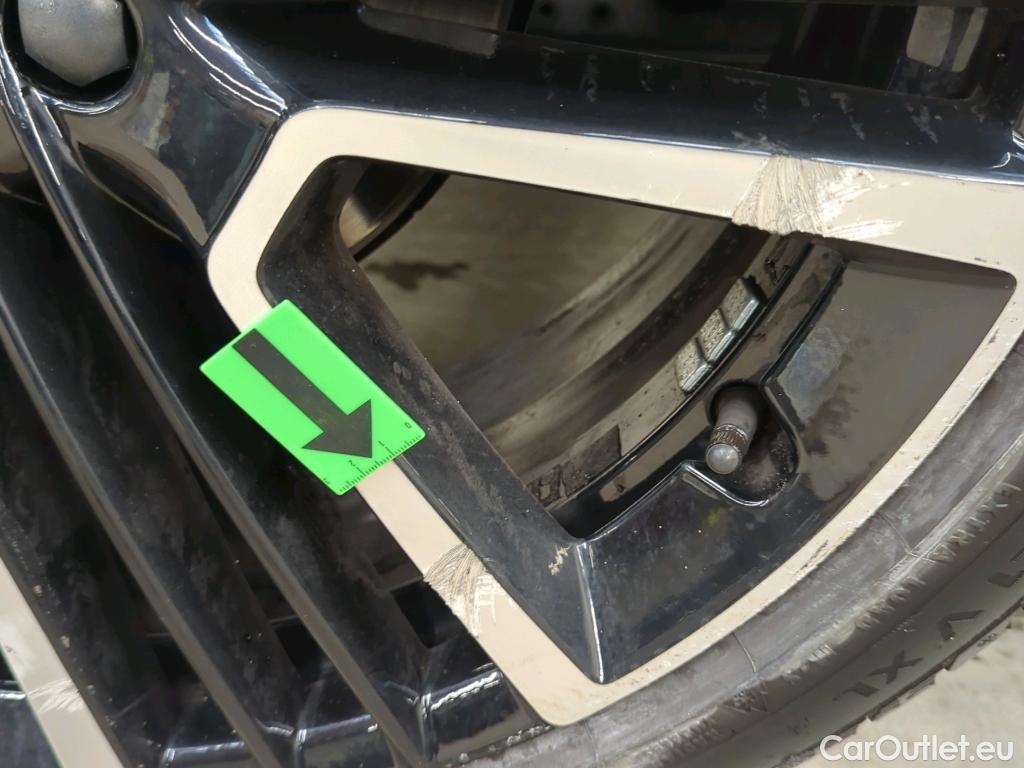  Volvo  XC 40 2.0 B4 P 197CP Inscription AT8 AWD #18