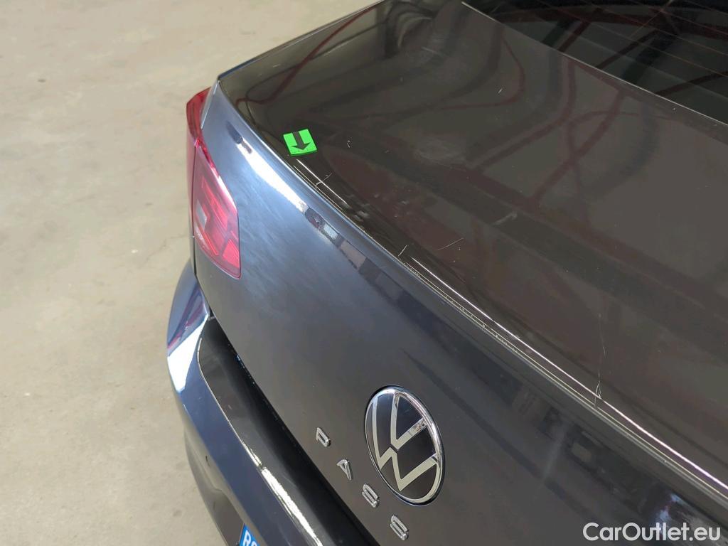  Volkswagen  Passat Comfortline 2.0 TDI DSG 150 CP #19