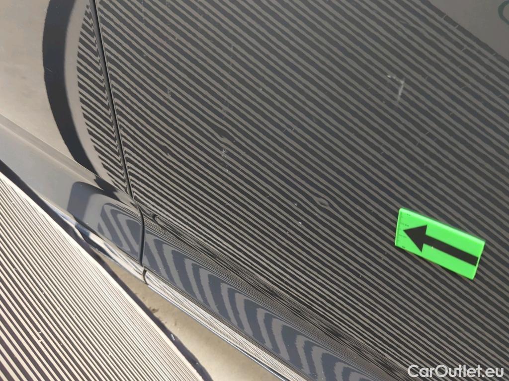 Volkswagen  Passat Highline 2.0 TDI DSG 150 CP #23
