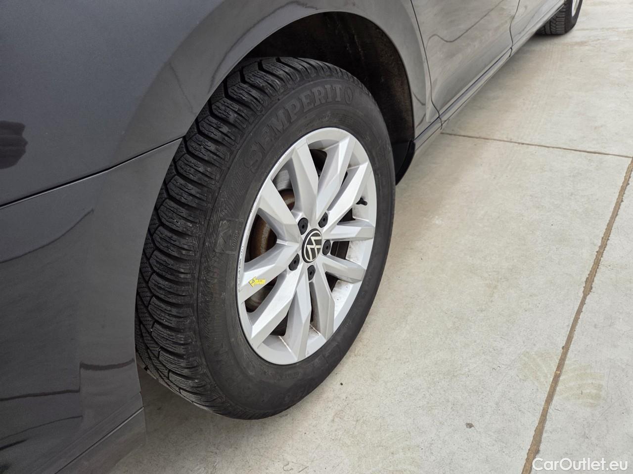  Volkswagen  Passat Comfortline 2.0 TDI DSG 150 CP #23