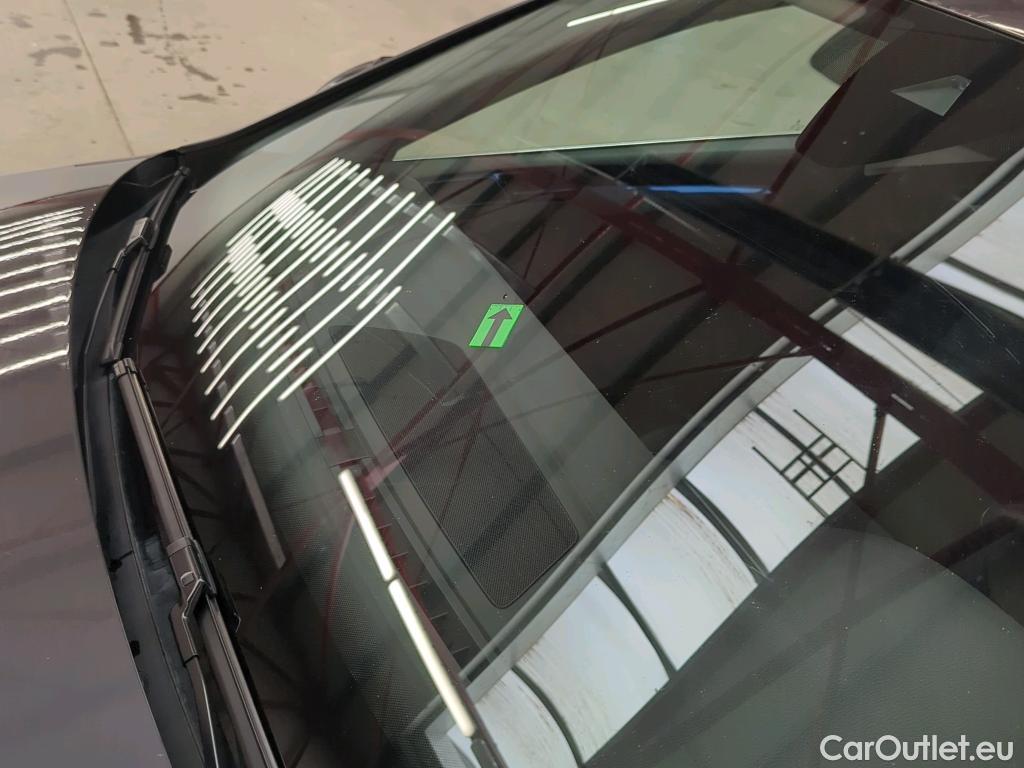  Volkswagen  Passat Comfortline 2.0 TDI DSG 150 CP #1