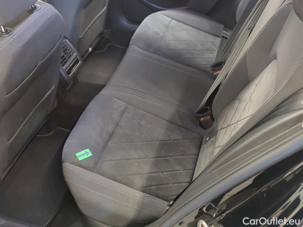  Volkswagen  Golf  Style 2.0 TDI DSG 150CP #35