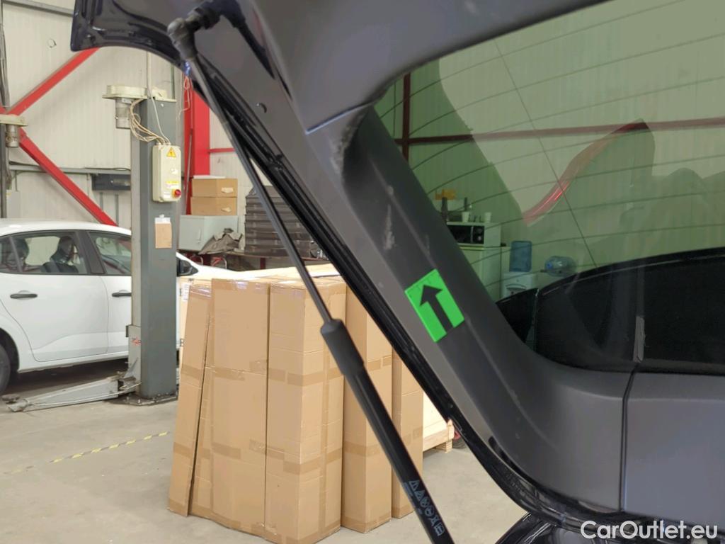  Volkswagen  Golf  Style 2.0 TDI DSG 150CP #29