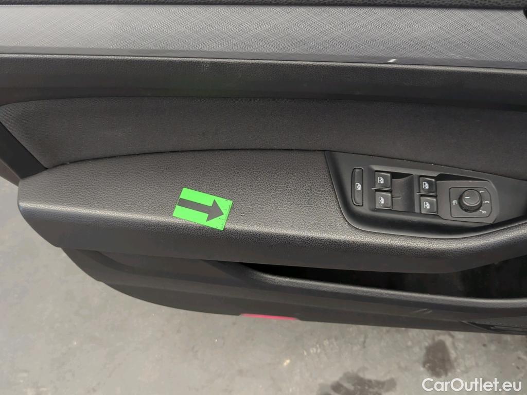  Volkswagen  Passat Comfortline 2.0 TDI DSG 150 CP #25